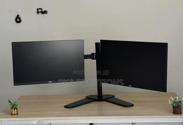 22 Edgeless Monitor on Dual Stand · Photo 1