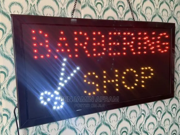 Led Light Barber Shop · Photo 1