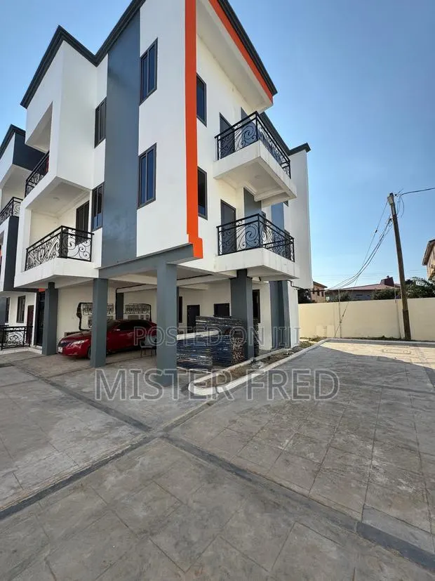 2bdrm Apartment in Kokrobite, Weija for rent · Photo 1