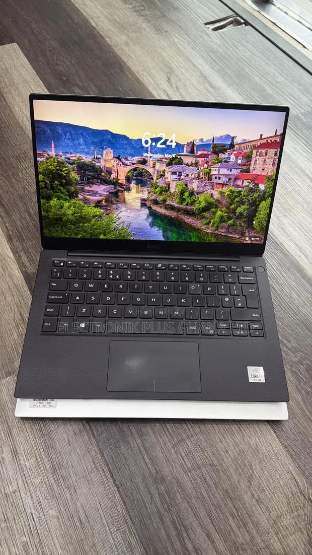 Laptop Dell XPS 13 7390 16GB Intel Core i7 SSD 512GB · Photo 1
