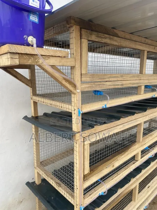 9 Rooms Wooden Rabbit Cage · Photo 2