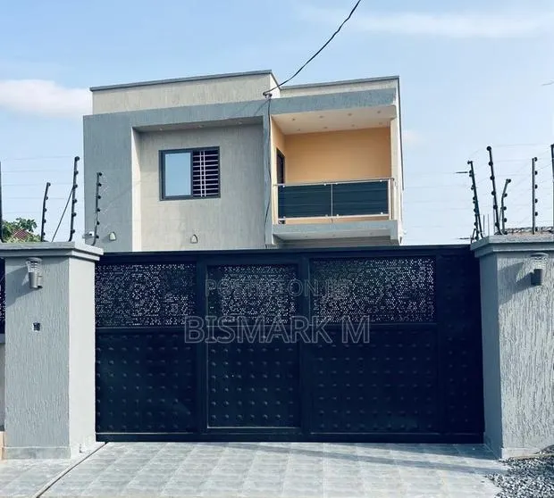 4bdrm House in Lakeside Estate., Ashaley Botwe for sale · Photo 1