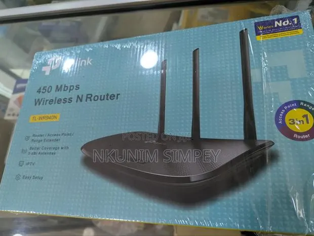 450bps Wireless N Router · Photo 3