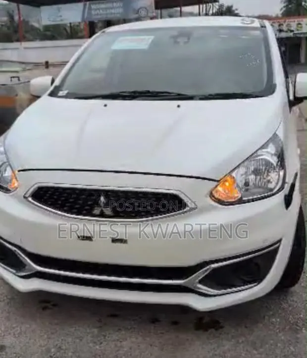 Mitsubishi Mirage 2017 White · Photo 1