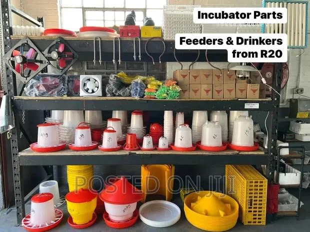 Feeders and Drinkers · Photo 1