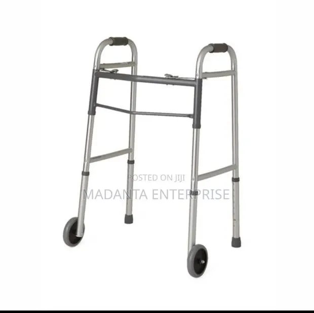 Zimmer Frame With Wheels · Photo 1