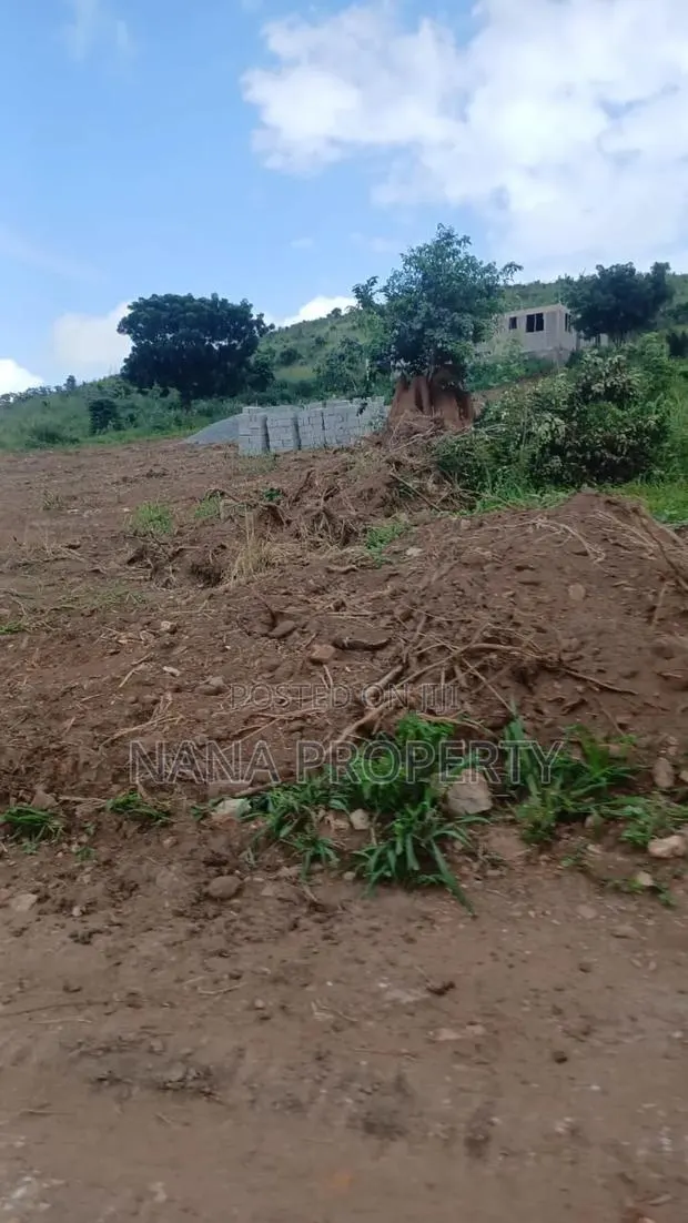 Twenty Plots of Land for Sale Located at Dowdowa Behind the Police · Photo 1