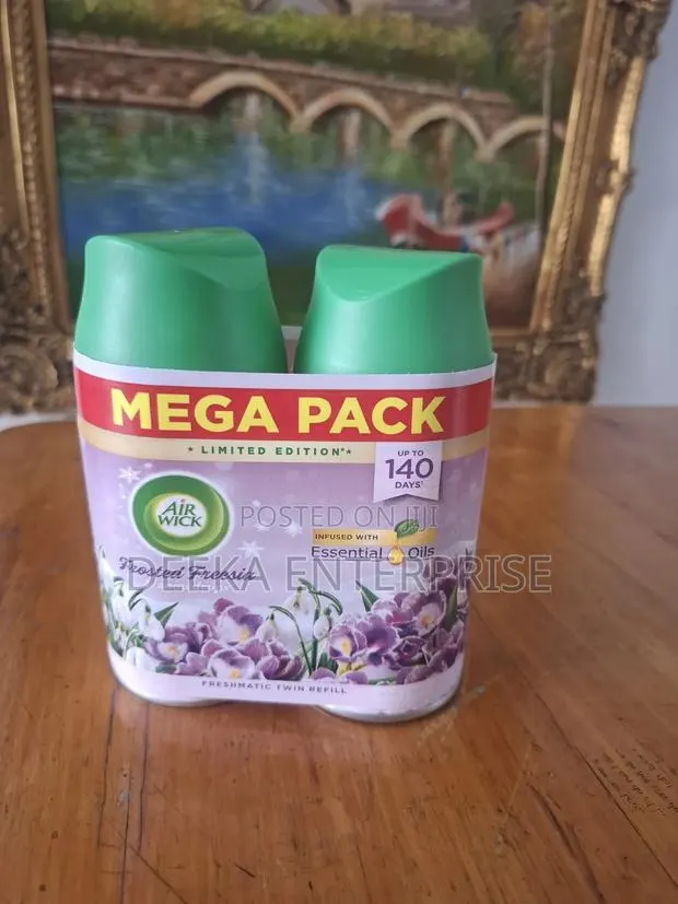 Airwick Refills (Mega Pack) · Photo 1