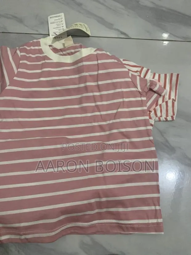 Stripe T-Shirts · Photo 3