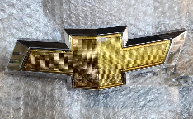 Camaro Front Grill Crown for 2010 to 2013 Model
