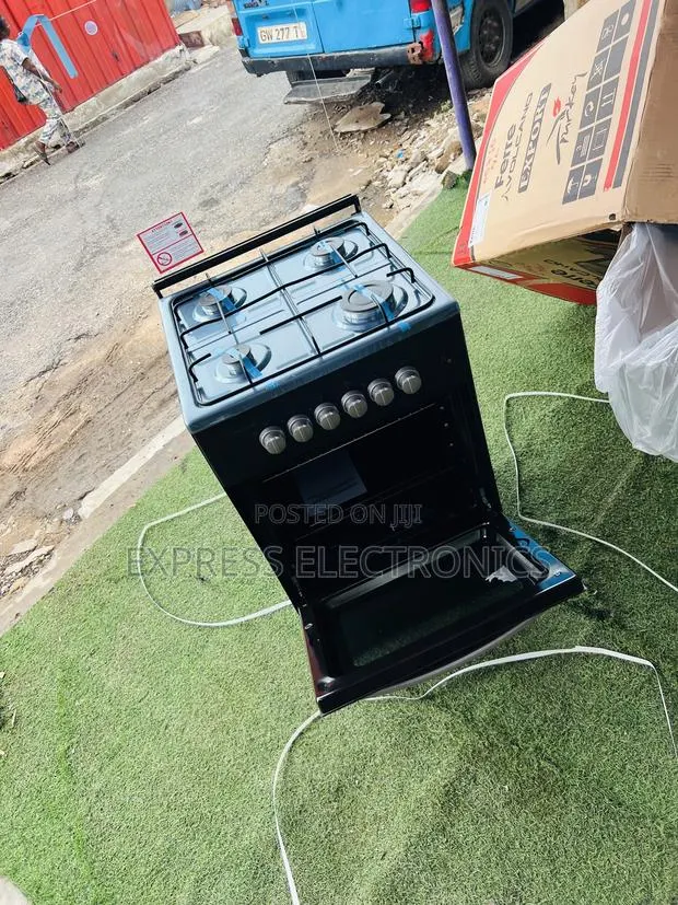 Limited Stock Gas Cooker Oven Volcano 50/50 4burner · Photo 1
