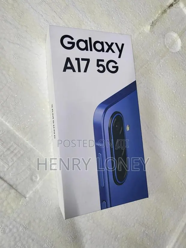 New Samsung Galaxy A17 5G 256 GB Blue · Photo 1