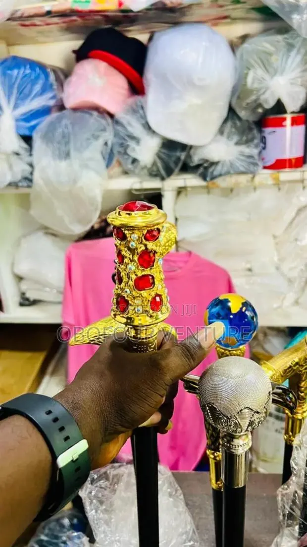 Royal Fashionable Walking Stick for All Occasion 232666 · Photo 1