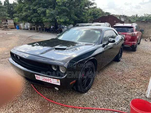 Dodge Challenger 2017 Black · Photo 1