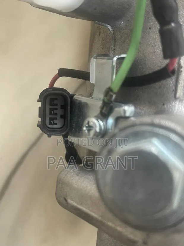 2010 Honda CR-V AC Compressor · Photo 1