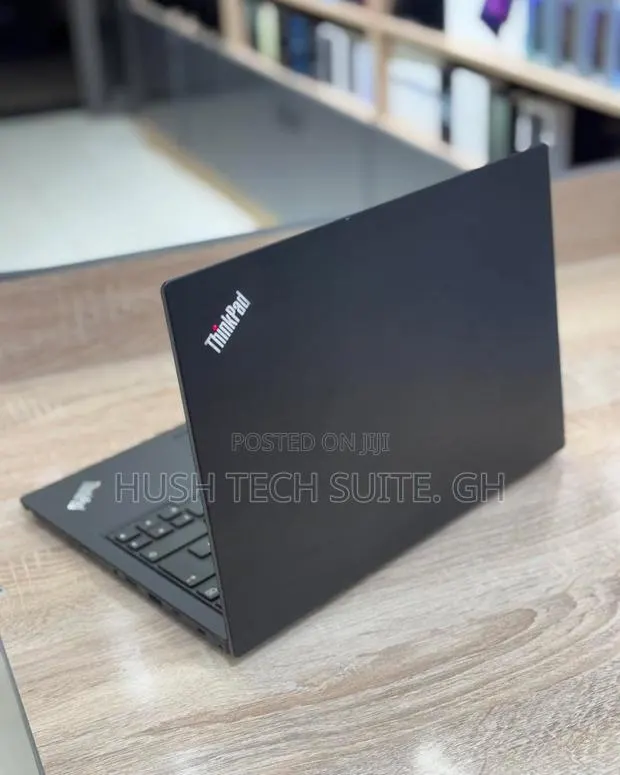 Laptop Lenovo Thinkpad L14 8GB Intel Core i5 SSD 256GB · Photo 1