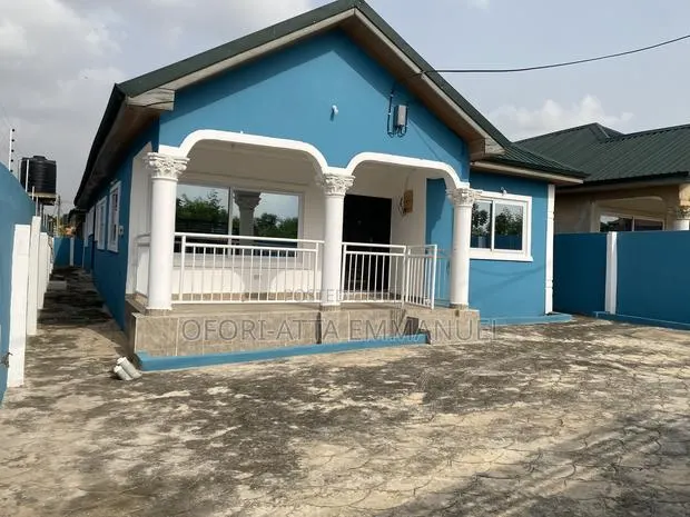 4bdrm House in Amasaman Market, Pokuase for rent · Photo 1
