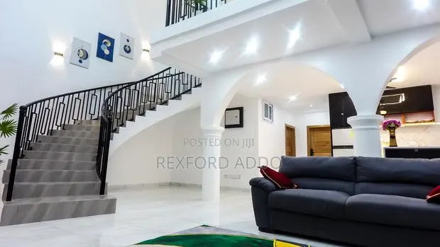 Furnished 7bdrm Mansion in Ejisu-Juaben Municipal for rent · Photo 1