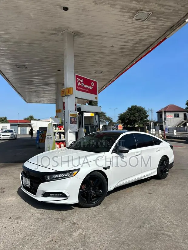 Honda Accord Sport (1.5L 4cyl Turbo 6M) 2019 White · Photo 1
