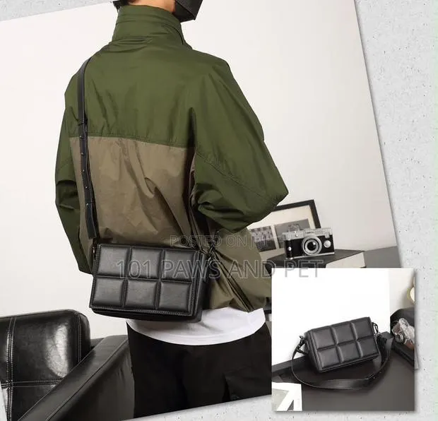 Designer Side Bag · Photo 2