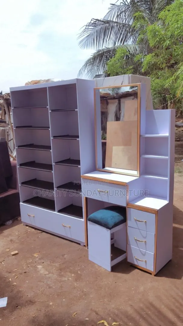 BEDROOM SET(dresser,shoes/bags Rack) · Photo 1