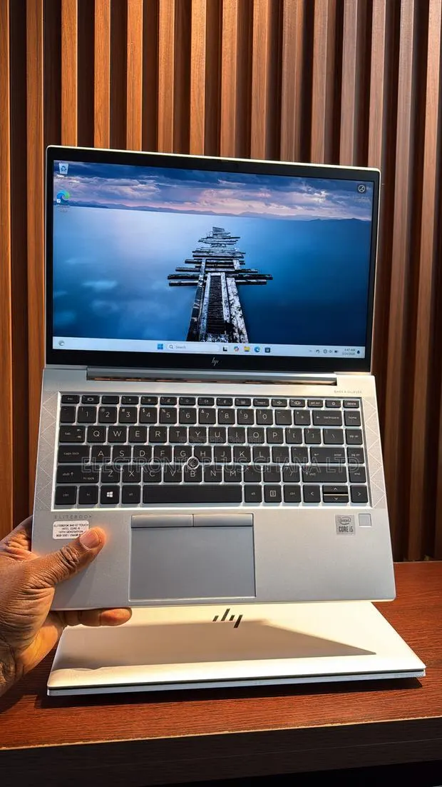 Laptop HP EliteBook 840 G7 8GB Intel Core i5 SSD 256GB · Photo 1