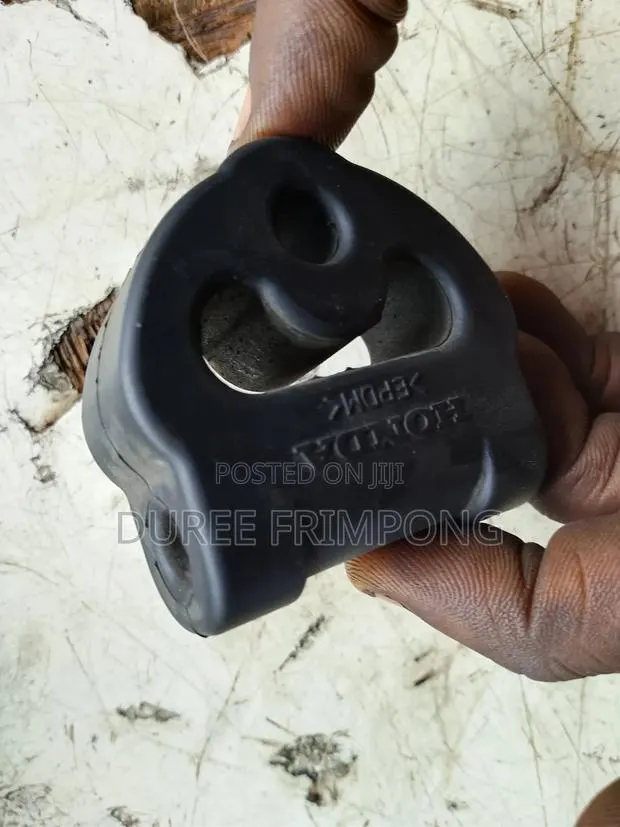Honda Exhaust Rubber · Photo 1