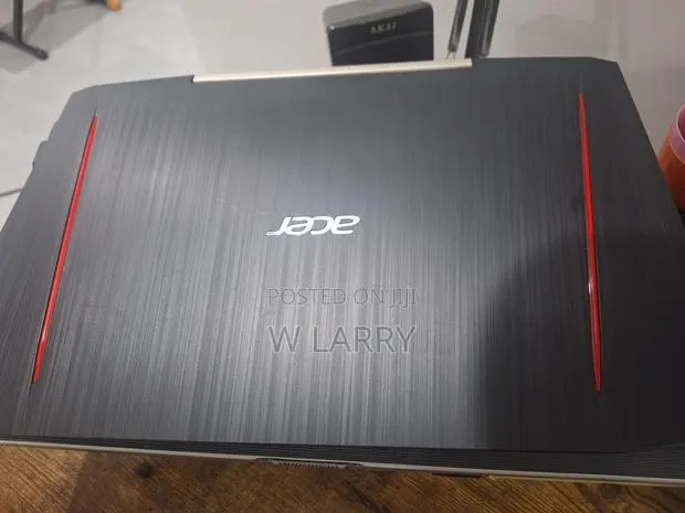 Laptop Acer Aspire VX5 591G 16GB Intel Core i5 HDD+SSD 250GB · Photo 1