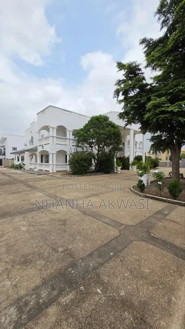 4bdrm House in Spintex Community20, Sakumono for rent · Photo 1