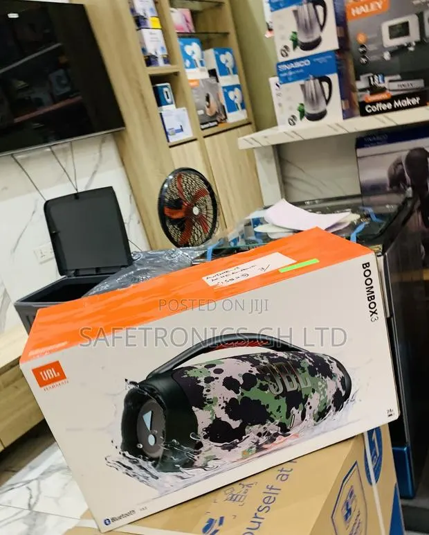 Experience Premium Bluetooth JBL Boombox 3 Speaker · Photo 1