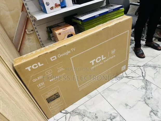 Ultra Slim Qlled Smart TCL Tv 50”S5k · Photo 1