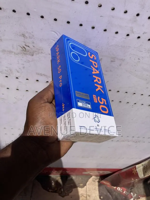 New Tecno Camon 50 Pro 256 GB Black · Photo 1