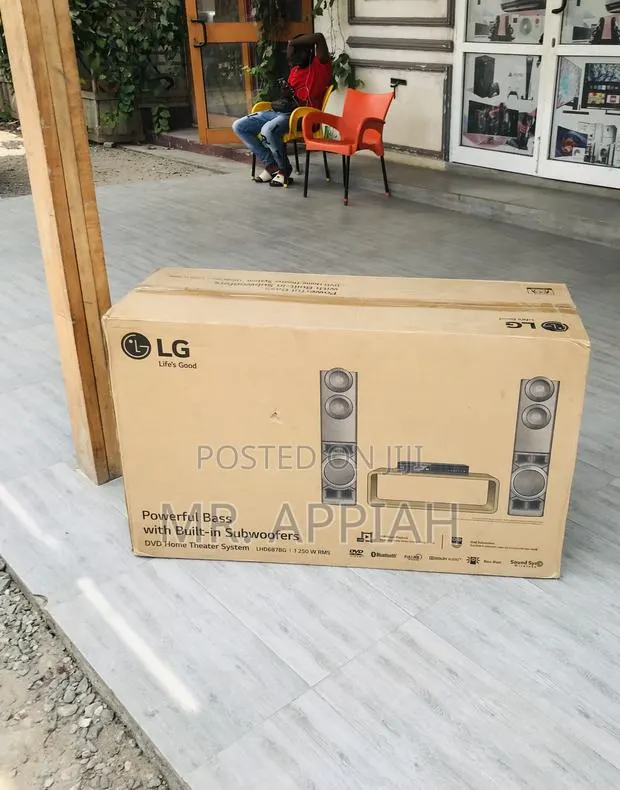 Well Built Lg Lhd687bg 4.1ch Wireless Home Theater System · Photo 1