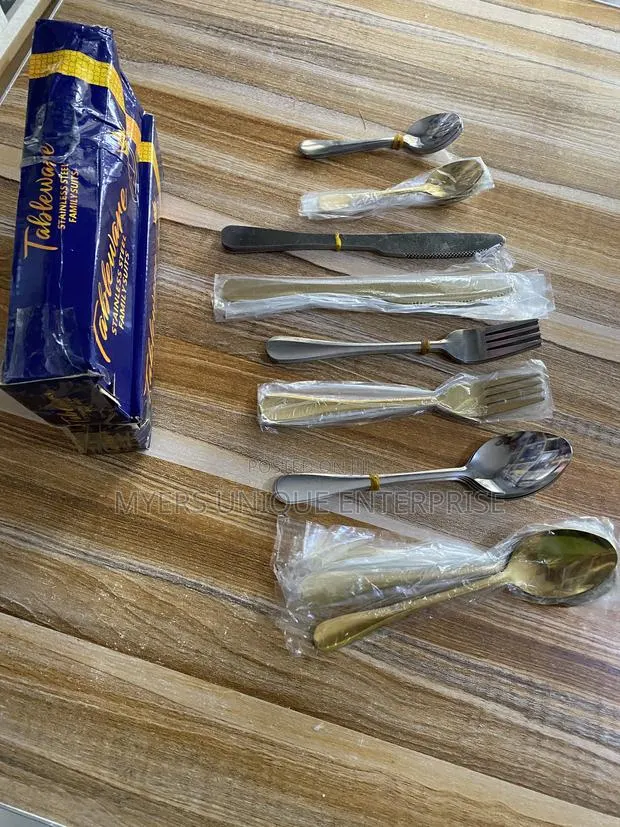 Rustproof Stainless Steel Cutlery Set(24 Pieces) · Photo 1