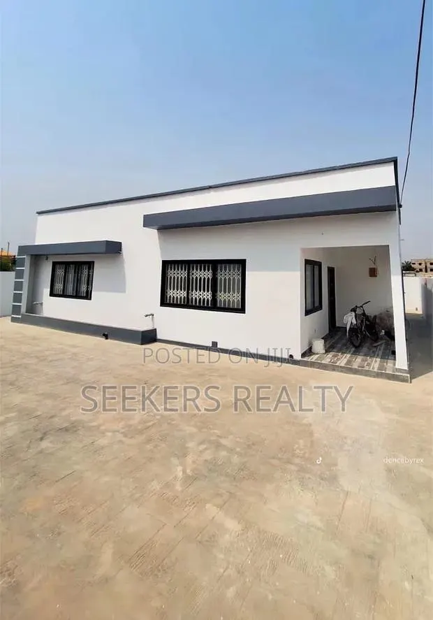 3bdrm House in Seekers Realty, Baatsona Total for sale · Photo 1