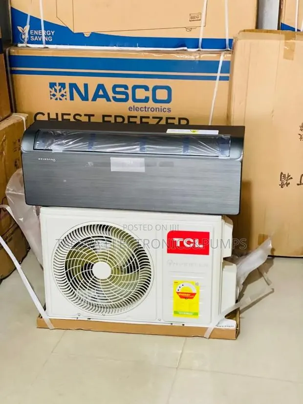 Features Black TCL 1.5hp Inverter R32 · Photo 1