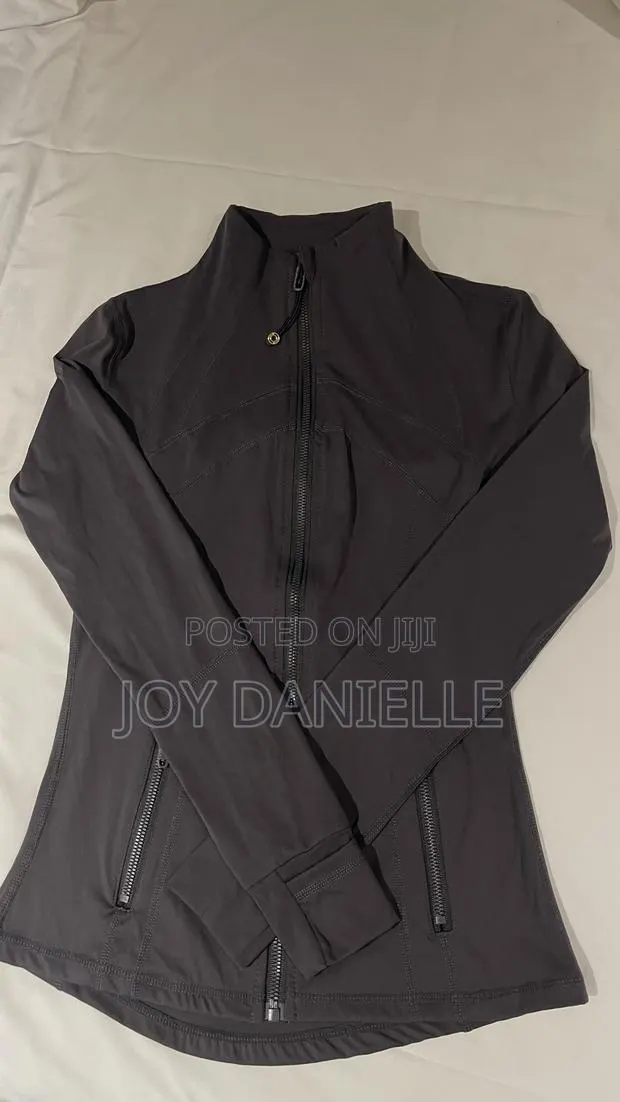Lulu Define Jacket · Photo 1