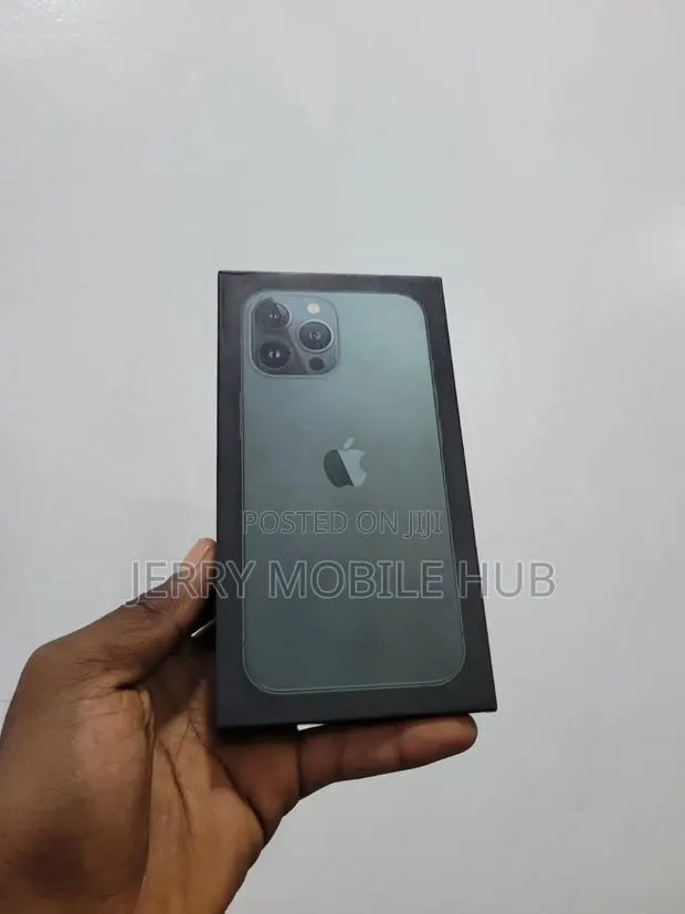 New Apple iPhone 13 Pro 128 GB Green · Photo 1