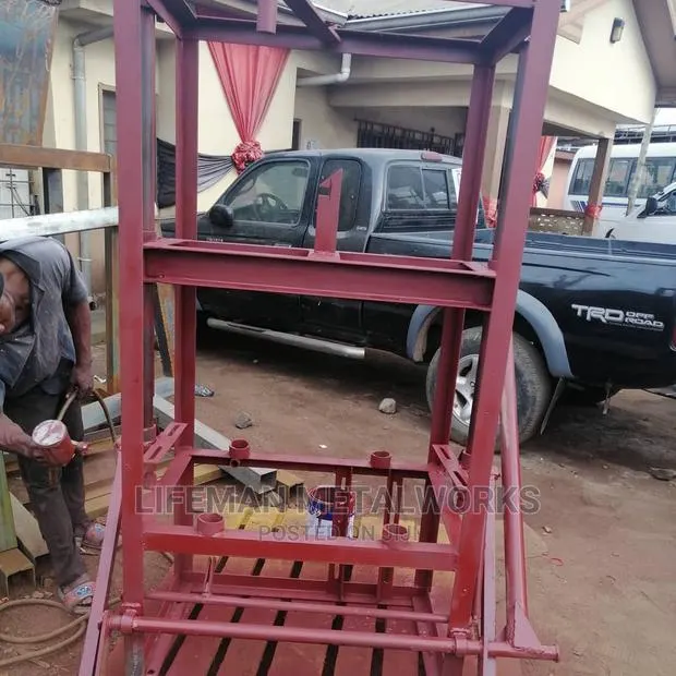 4 in 1 Block Making Machine With Engine · Photo 1