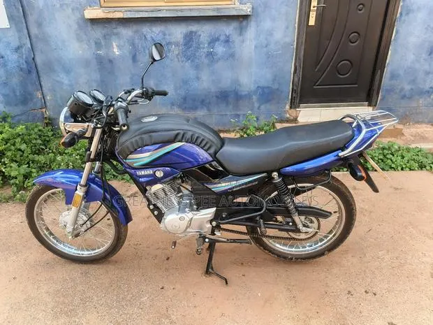 Yamaha YBR125 2024 Blue · Photo 1