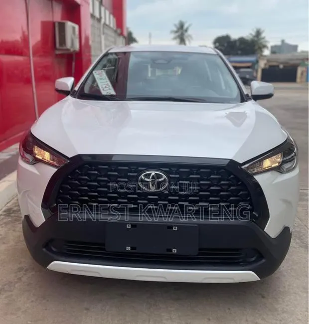 Toyota Corolla Cross 2025 White · Photo 1