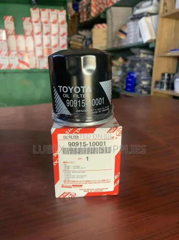 Toyota Oil Filter 90915-10001 · Photo 1