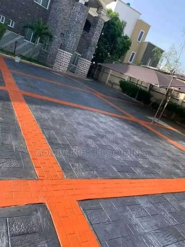 Stamp Concret Floor · Photo 1