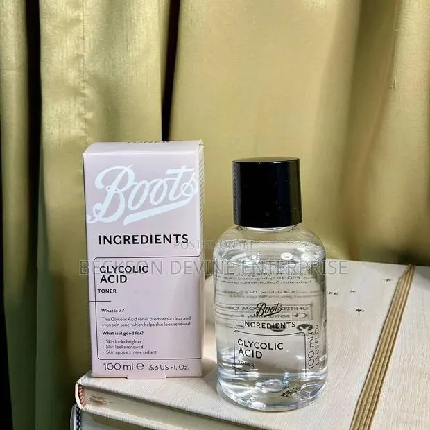 Boots Glycolic Acid Toner · Photo 1