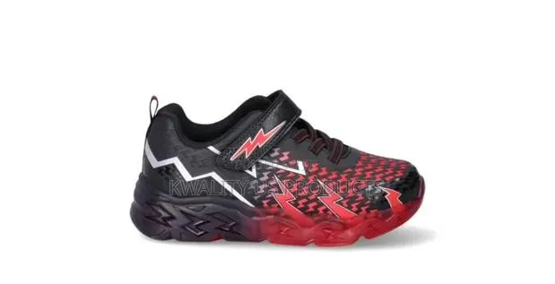 Athletic Works Boys Lighting Bolt Light-Up Sneakers - Size 33 · Photo 1