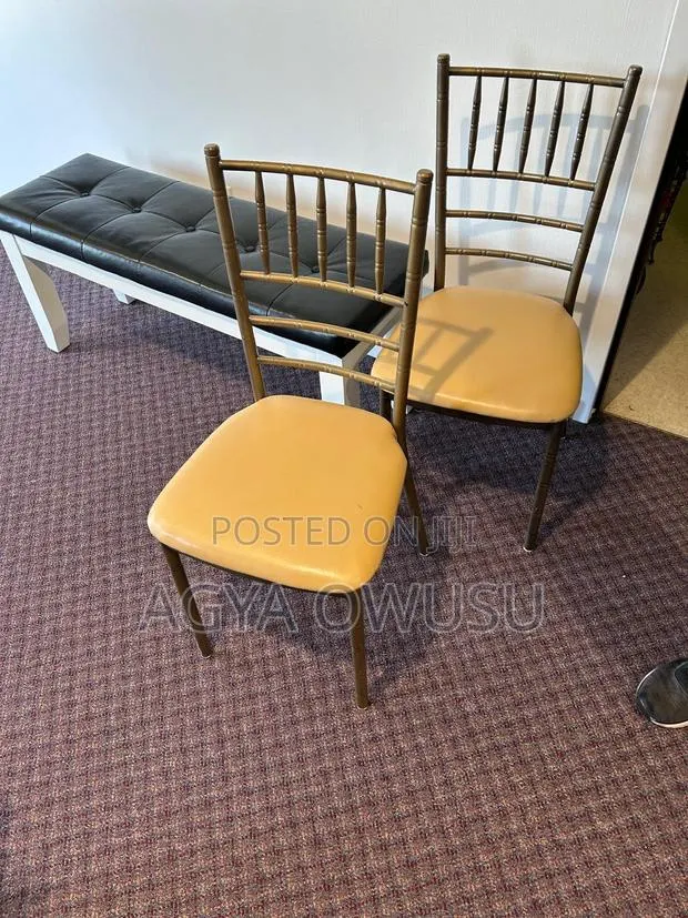 Gold Culver’S Chairs for Sale - Used Sturdy · Photo 1