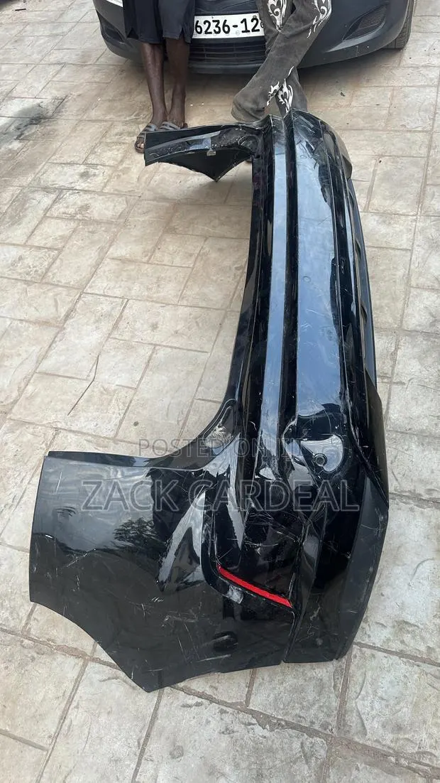 Ford Edge 2020-2021 Back Bumper Available · Photo 1