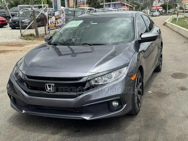 Honda Civic Sport Sedan 2019 Gray · Photo 1