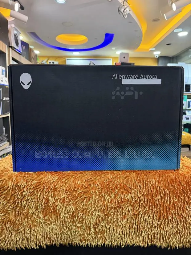 New Laptop Alienware 16 Aurora 16GB Intel Core 7 SSD 1T · Photo 1