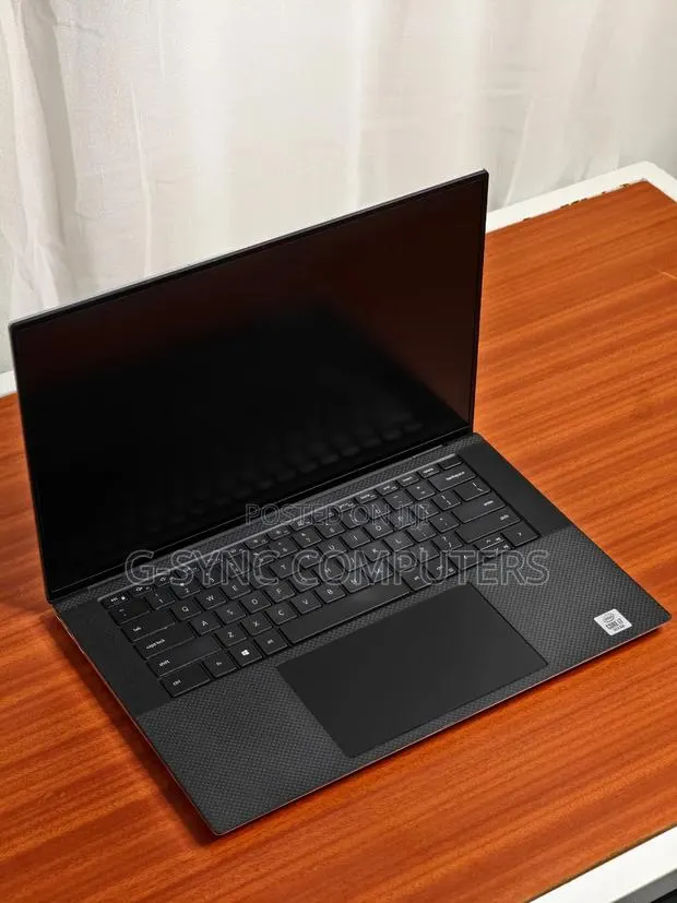 Laptop Dell XPS 15 16GB Intel Core i7 SSD 512GB · Photo 1
